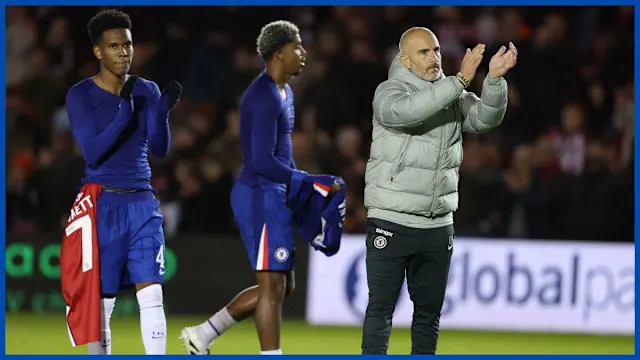 အန်ဇိုမာရက်စ်ကာ